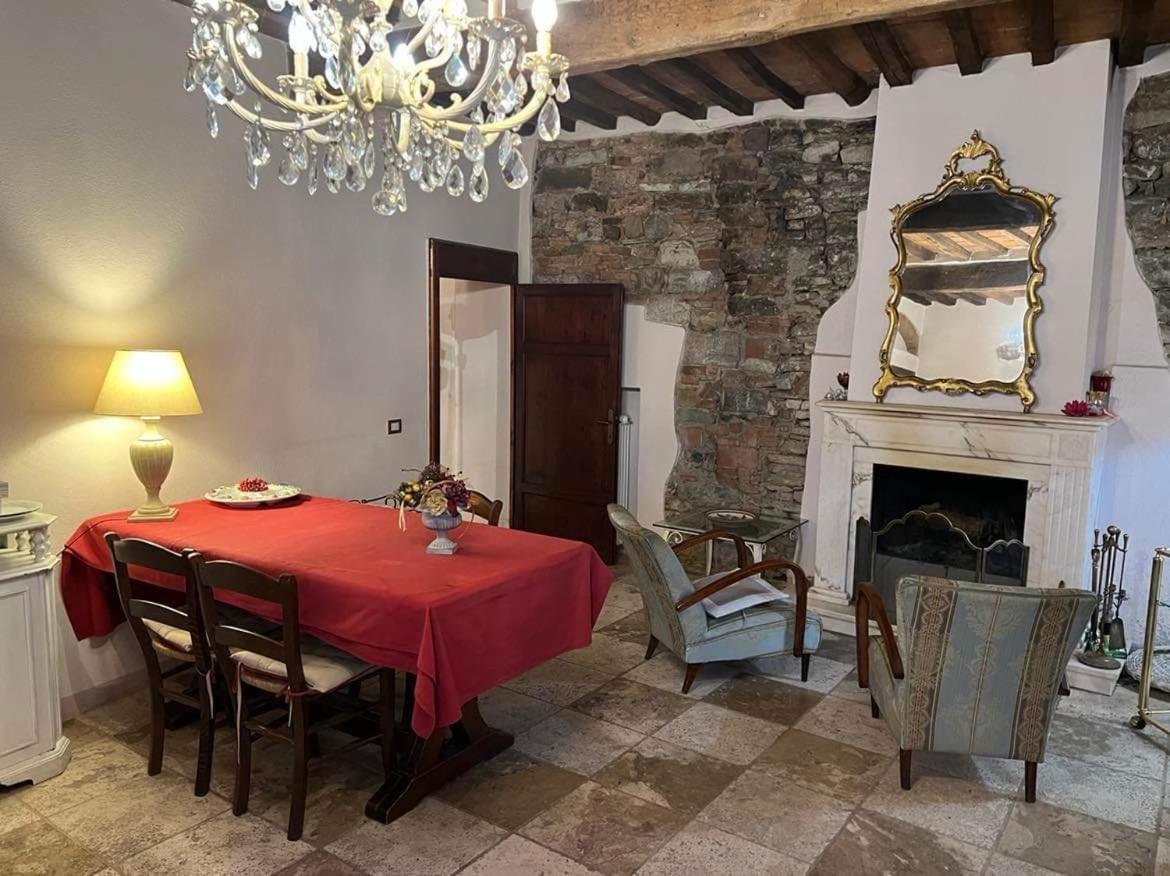 La Piazzetta Toscana B&B Campiglia Marittima Exterior foto